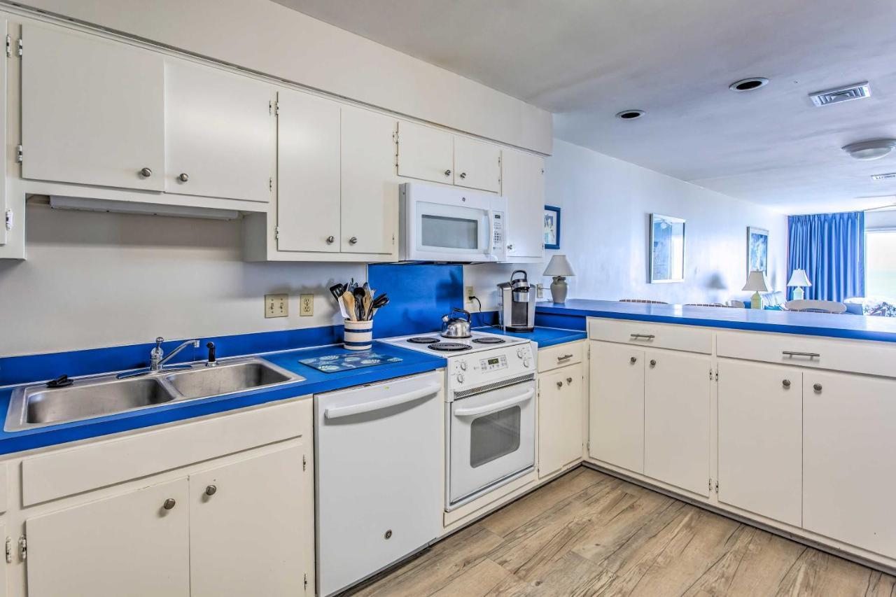 Bright Beachy Condo With Boardwalk Access And Patio! Мертл-Біч Екстер'єр фото